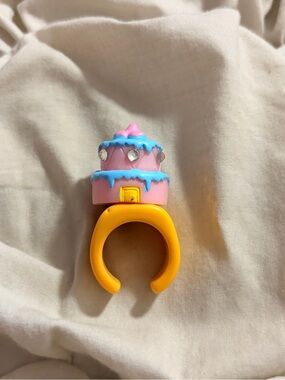 Free People Kitschy Cake Open Band Statement Ring